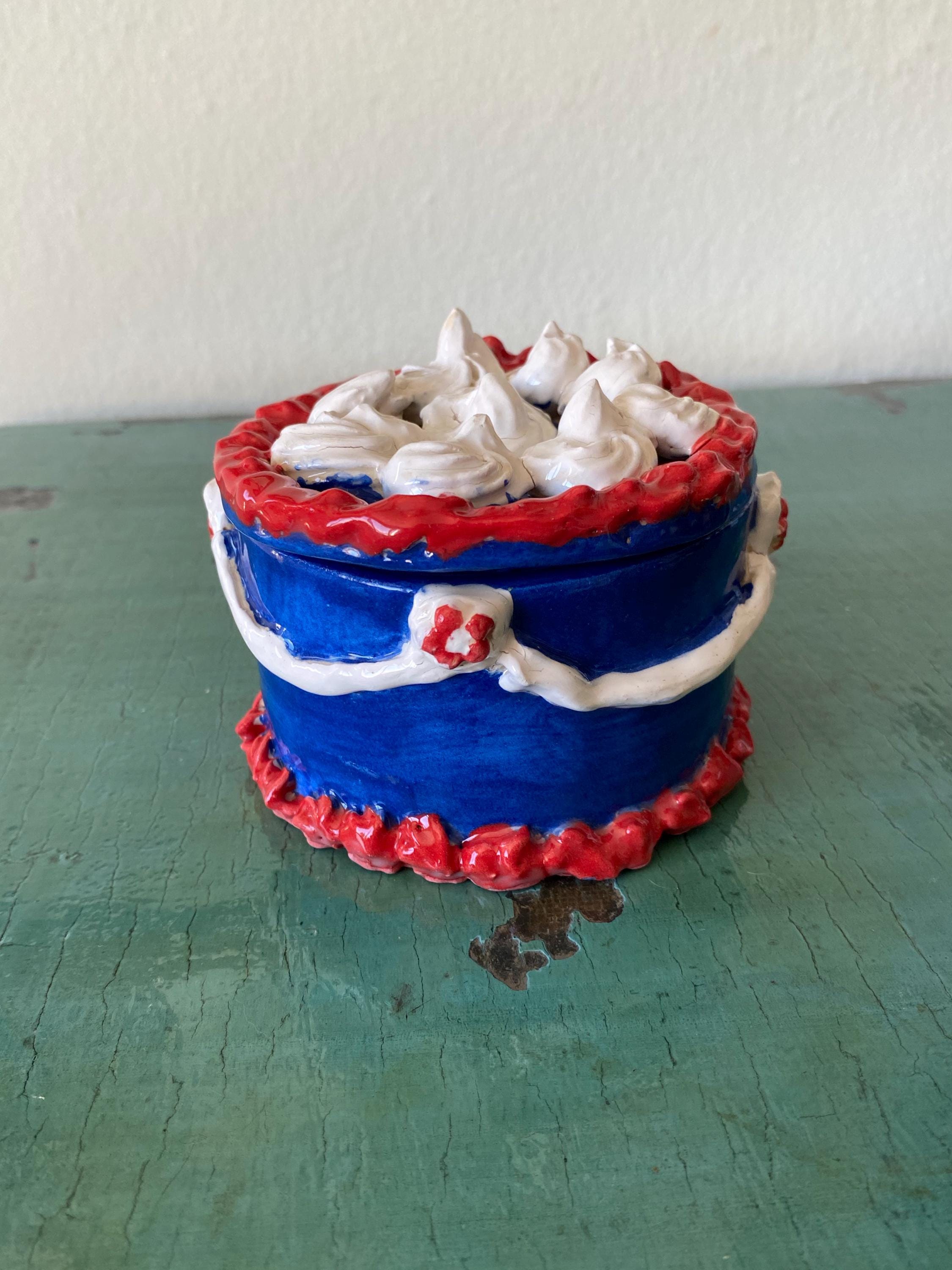 Handmade Ceramic Birthday Cake Box: Unique Jewelry/Chocolate Gift-zoom-3