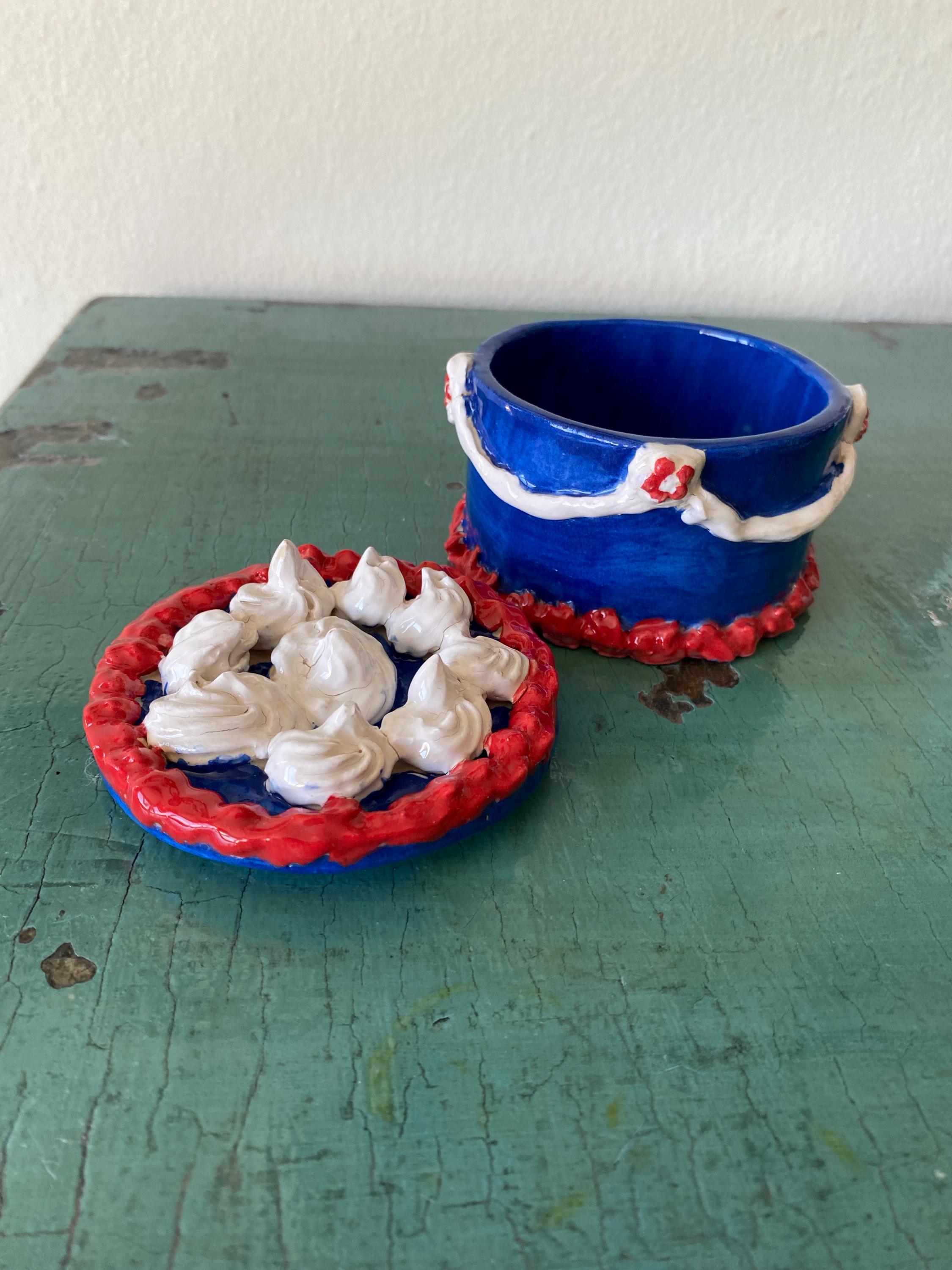 Handmade Ceramic Birthday Cake Box: Unique Jewelry/Chocolate Gift-zoom-4