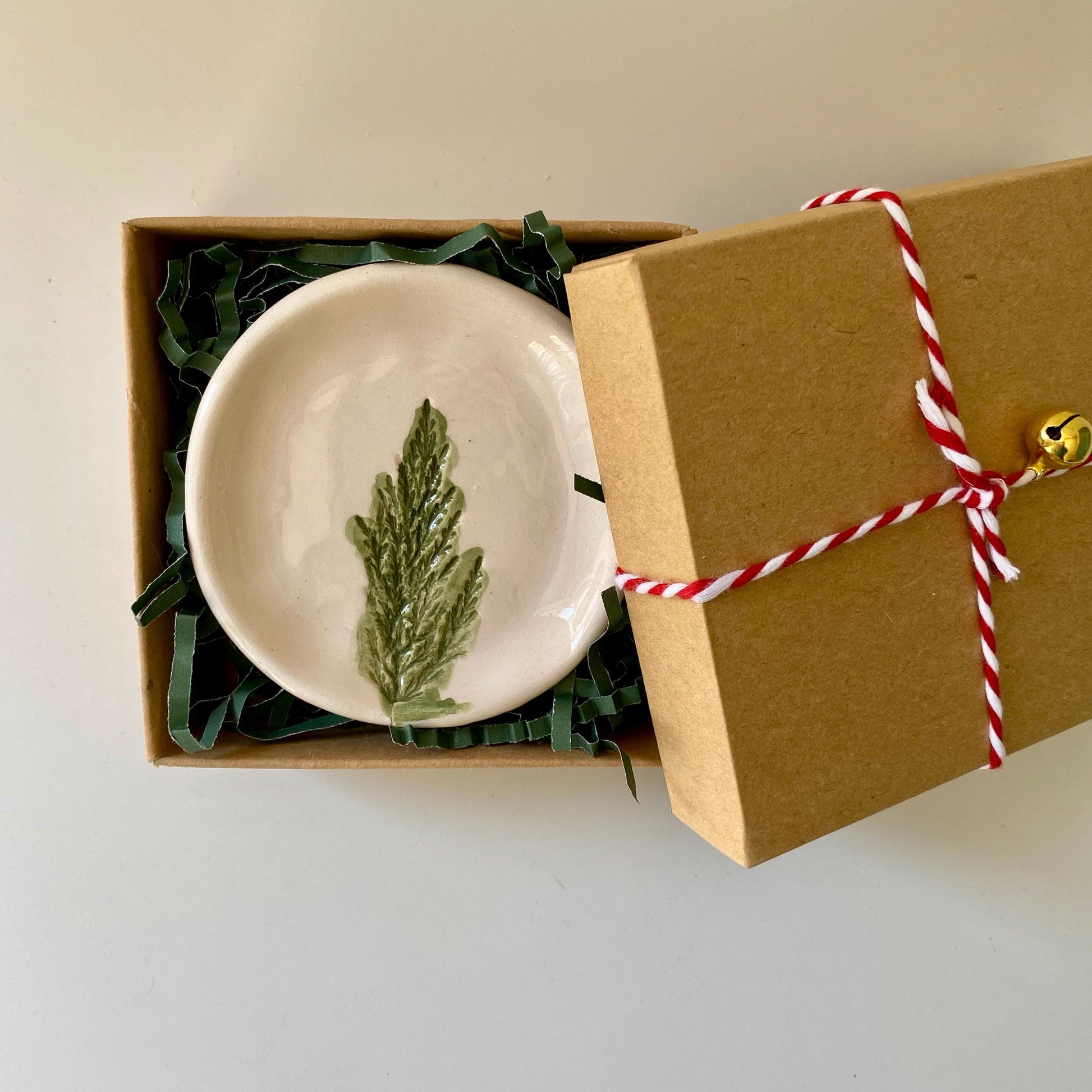 Handmade Ceramic Jewellery Dish with floral impression-8
