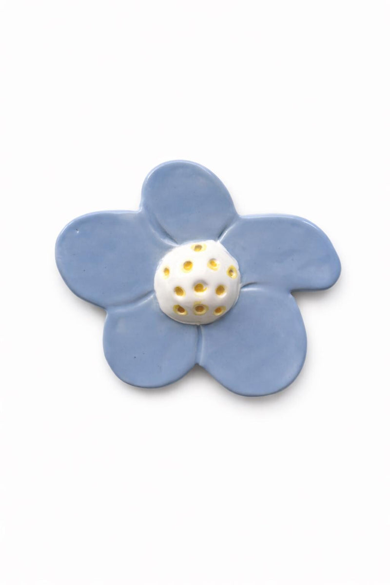 Handmade Ceramic Daisy Wall Hanging: Pastel Floral Home Decor-zoom-